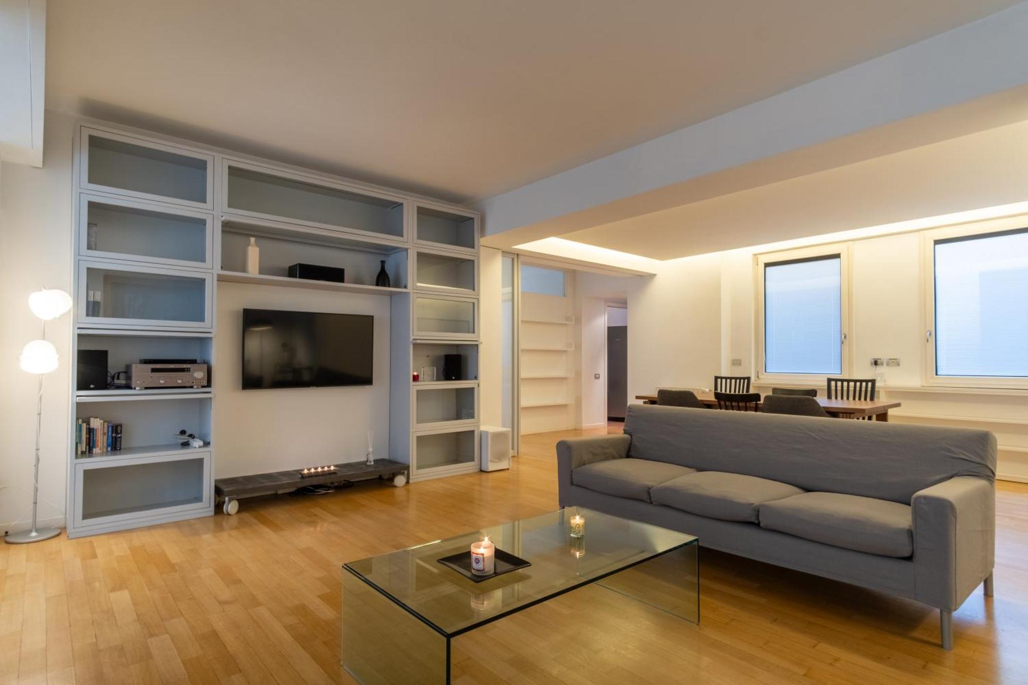 Attic With Terrace And Jacuzzi - Luxury Apartment Рим Экстерьер фото